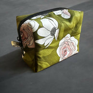 Floral Cosmetic Bag - La Dolce Vita Boutique