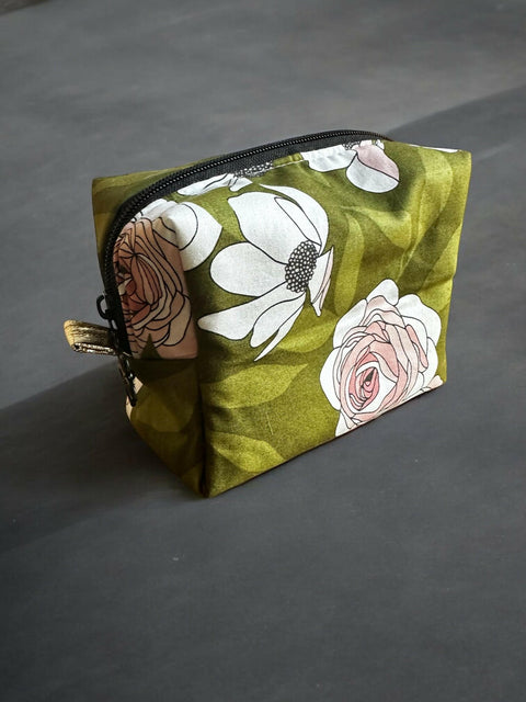 Floral Cosmetic Bag - La Dolce Vita Boutique